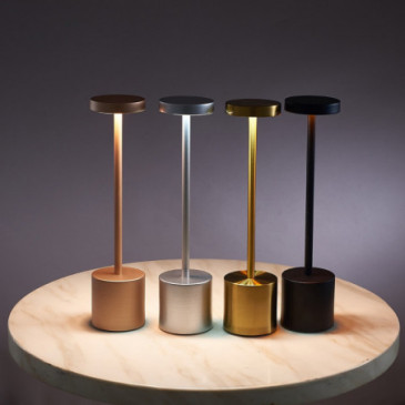 Lampe de table ou de chevet moderne tactile LED